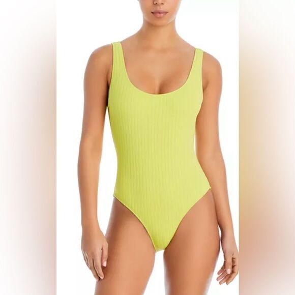 NInety-Nine One Pieces  NWT Size L - Picture 1 of 7